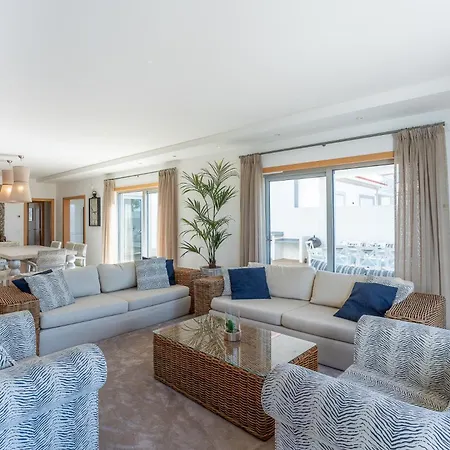 Villa Del Rey Viii *